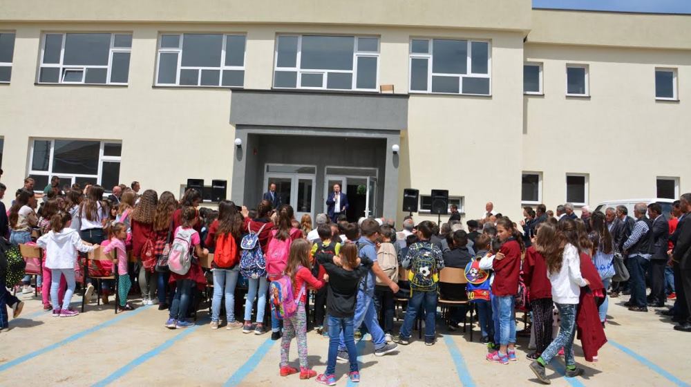 Ne 3 dekada pergjysmohet numri i nxenesve ne arsimin para universitar